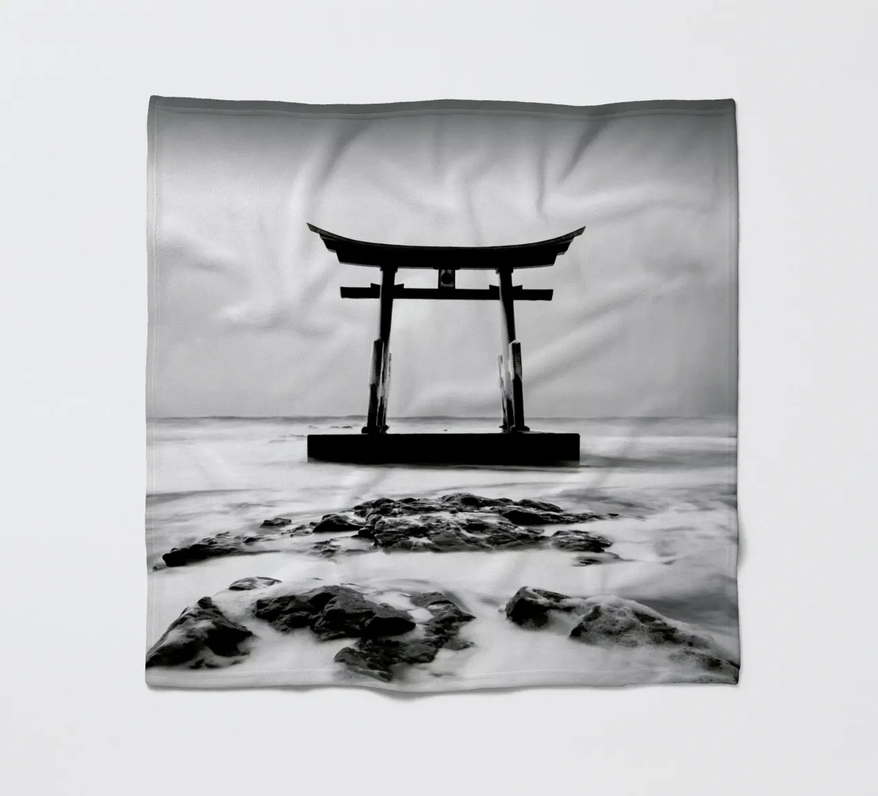 Torii Study 4 coperta in pile da Michael J. Reibert