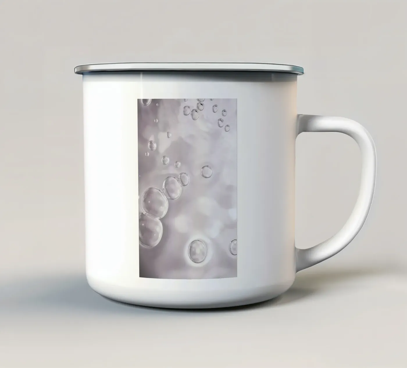 Bubbles emaille mok van Shot By Clint