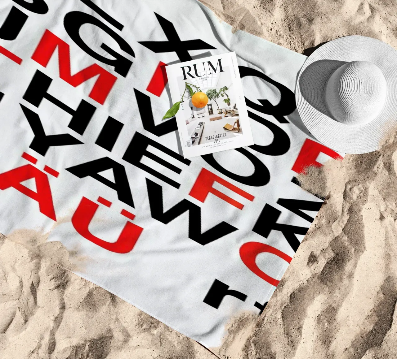 Alphabet Neon Red And Black telo mare da Rosi Feist
