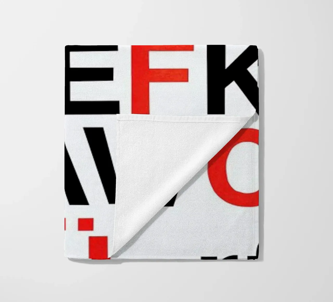 Alphabet Neon Red And Black telo mare da Rosi Feist