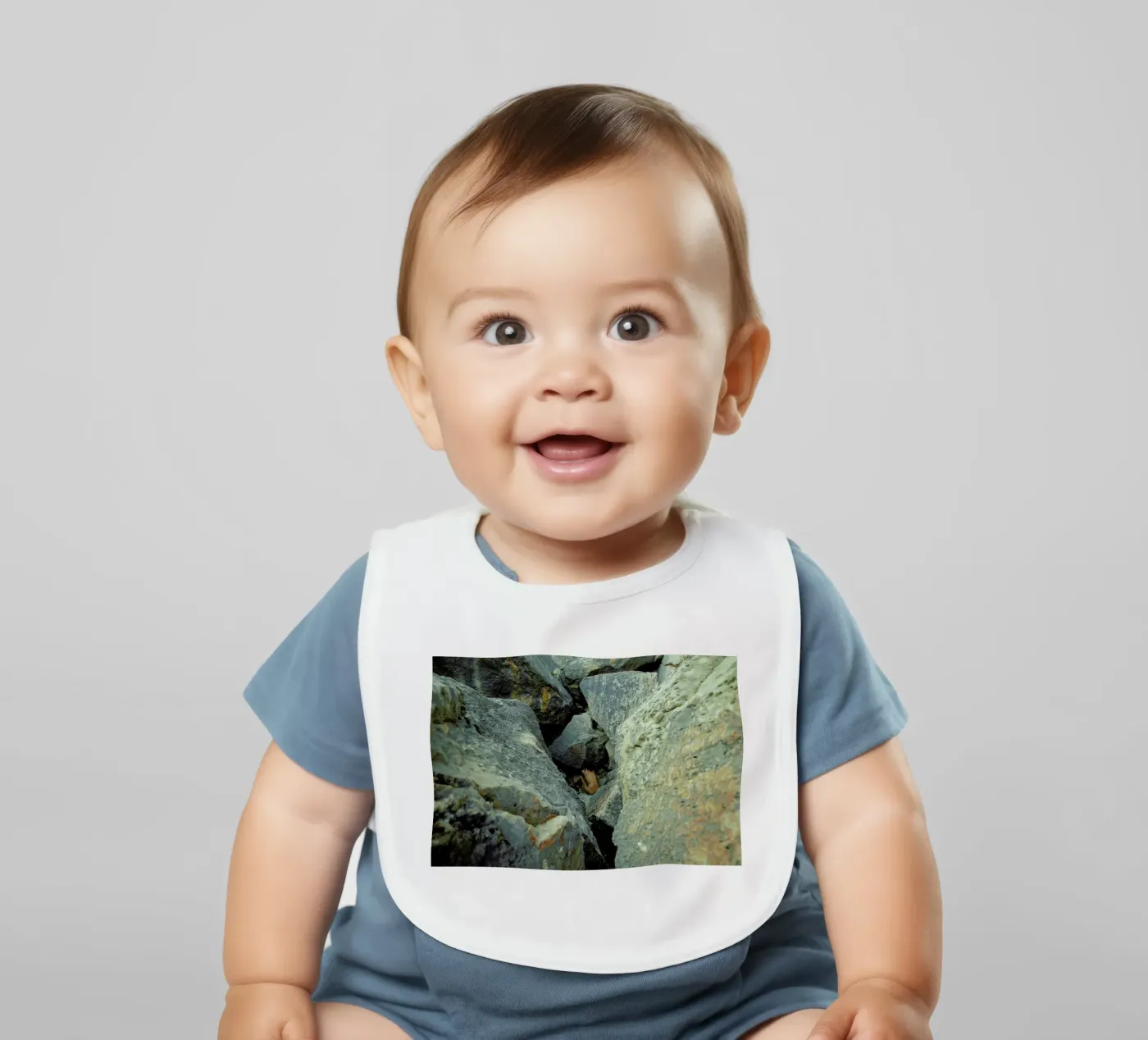 Awareness baby slabbetje van Matevž Kosterov
