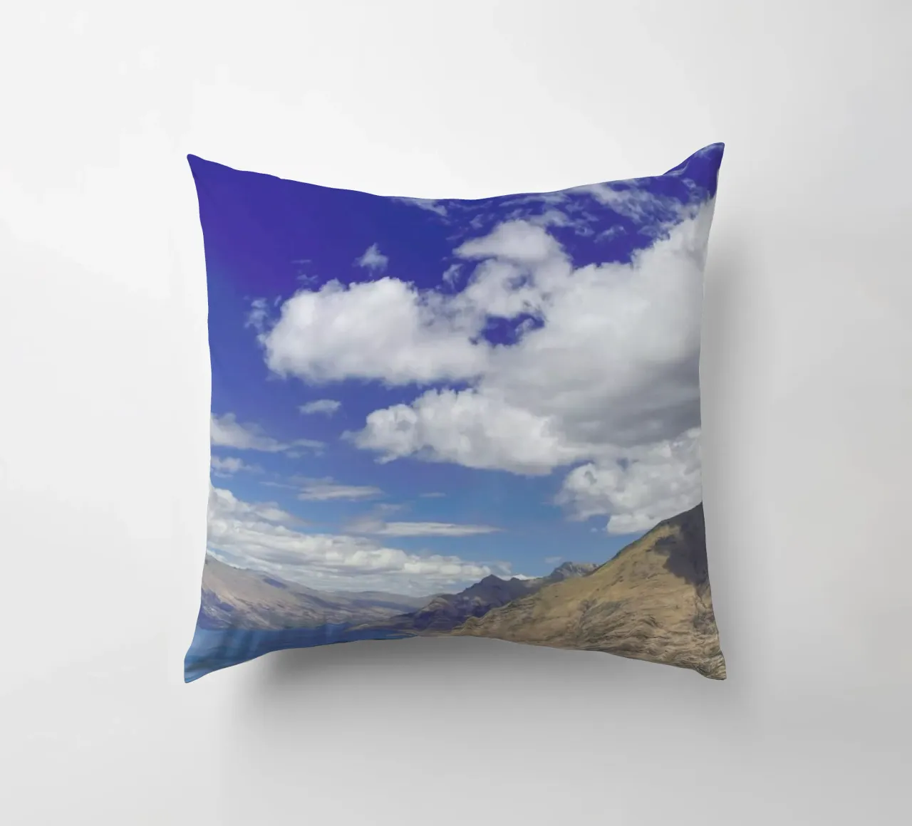 Skyline Queenstown cuscino da Nur Mut