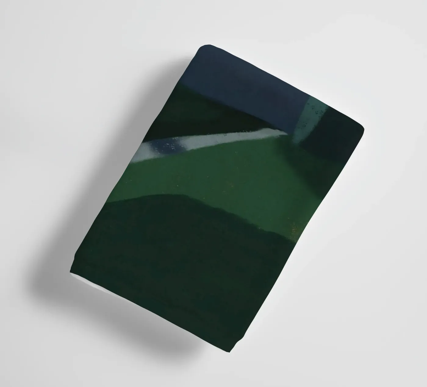 Schaduw van maanlicht badhanddoek van Little Dean