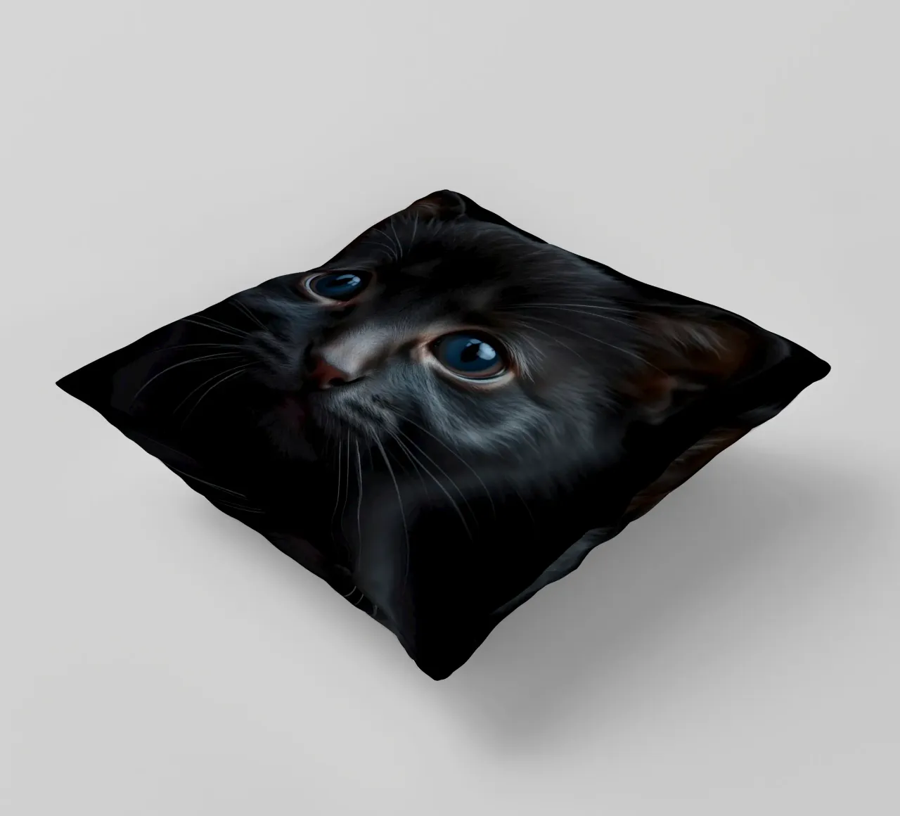 Un mystérieux chaton noir aux yeux bleus saisissants regarde l'intention coussin de DesignDoodle
