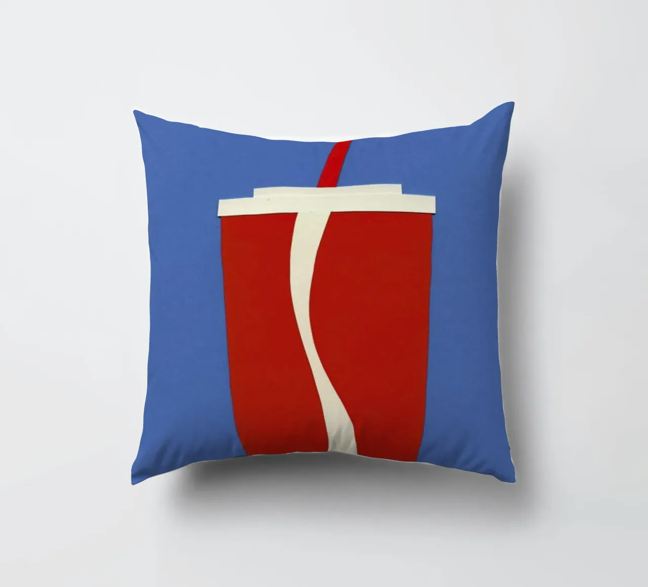 Cup of Coke cuscino da Rosi Feist