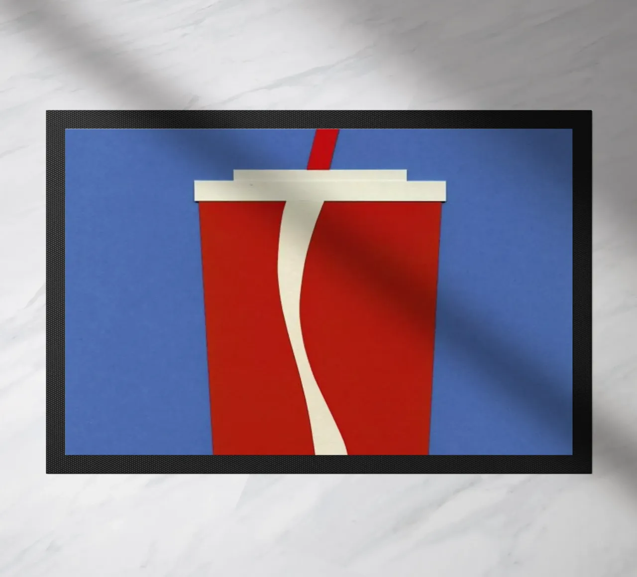 Cup of Coke felpudo de Rosi Feist