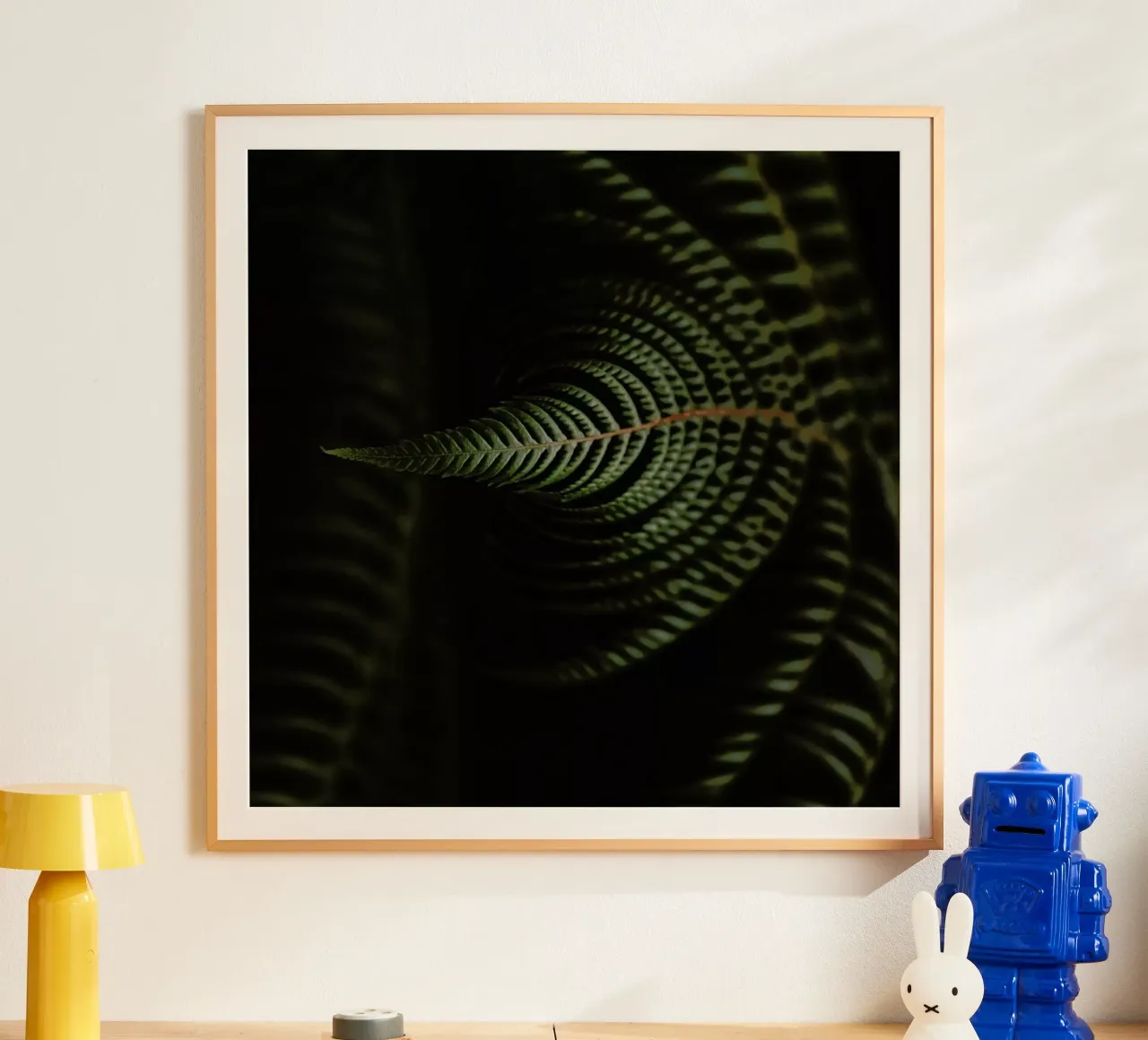 Fern 2 poster con telaio in legno da Nur Mut