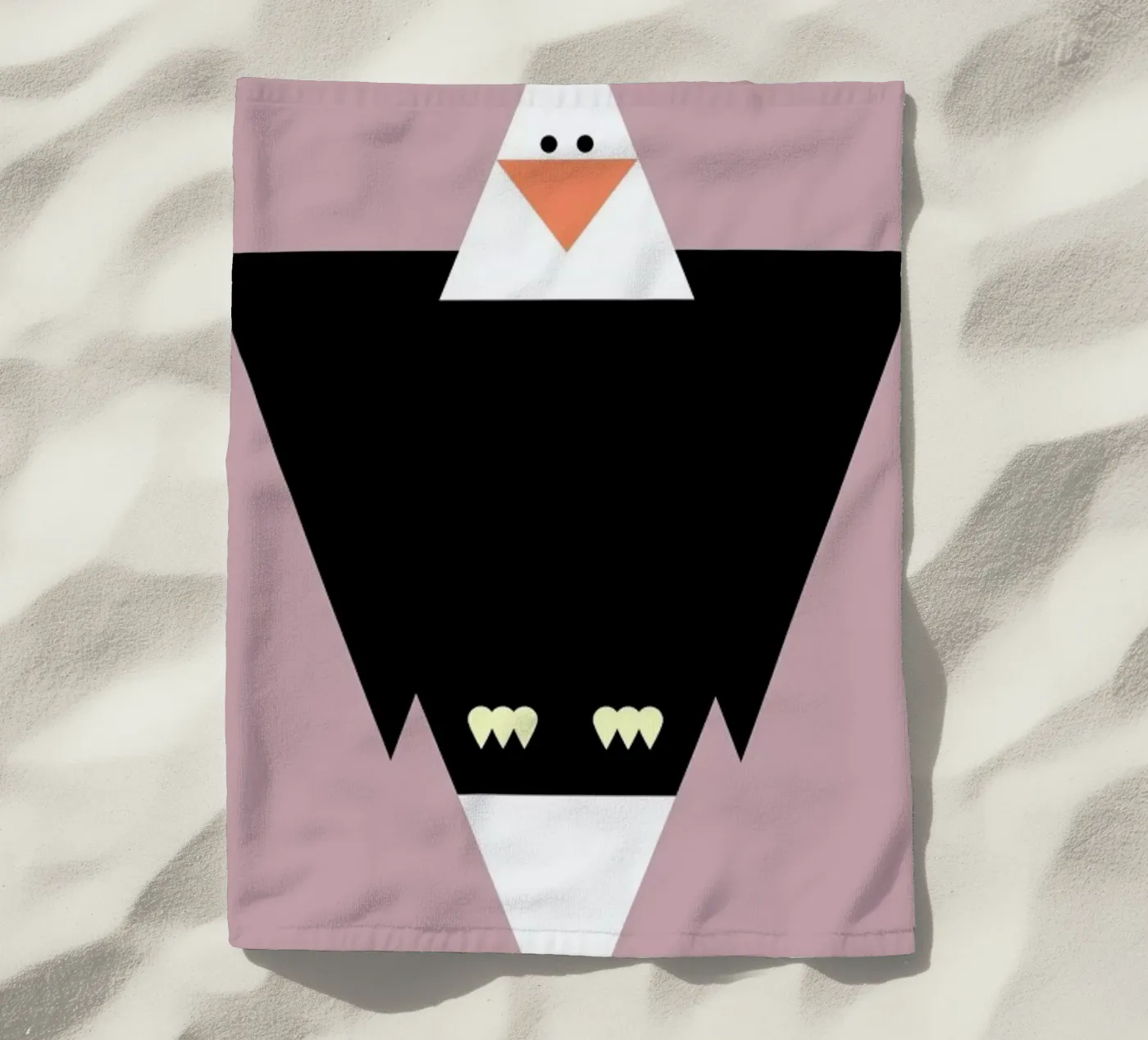 Cliff the Eagle Strandtuch von Marx & Croft