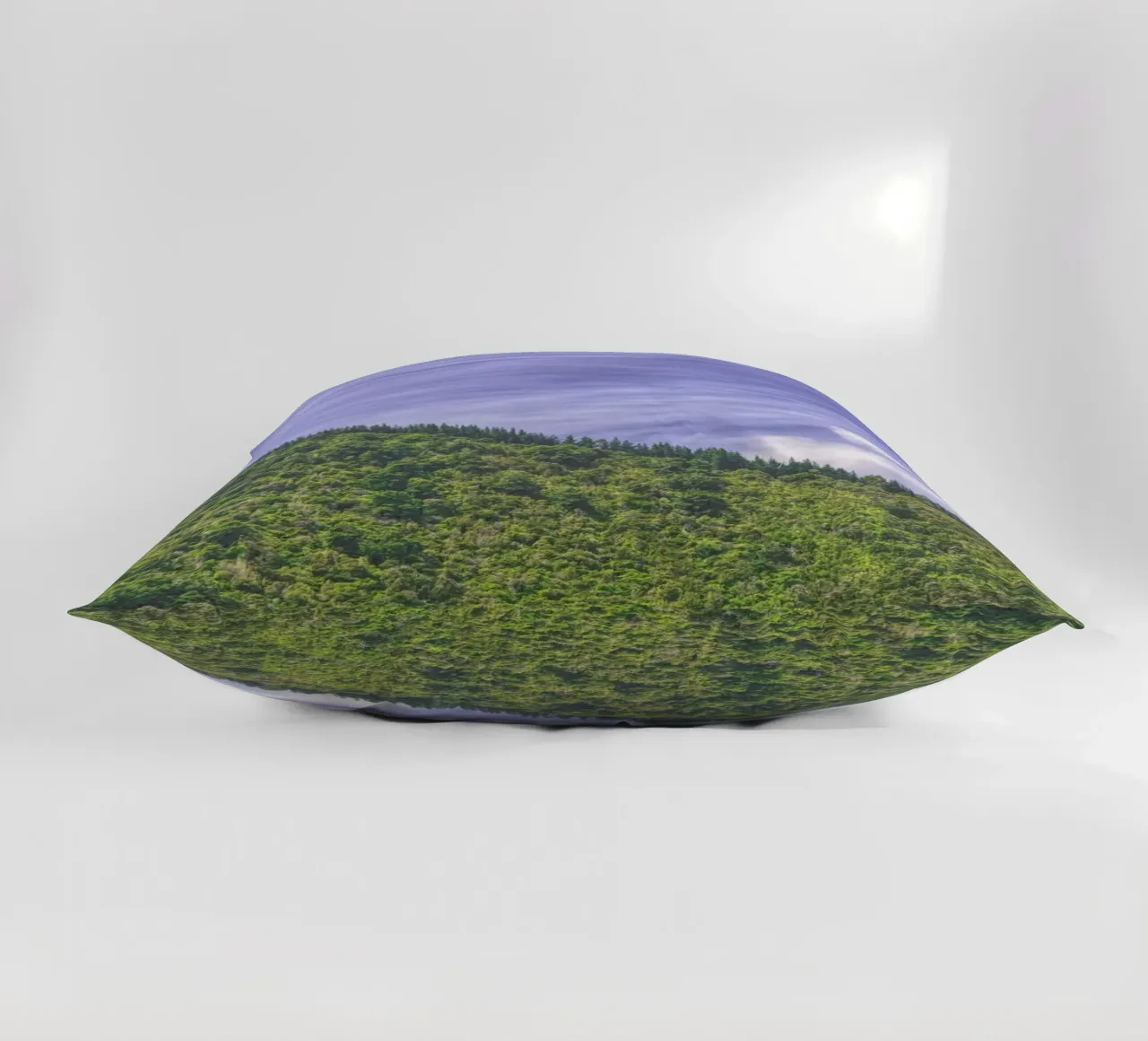 Wavy Mountains cuscino da Nur Mut