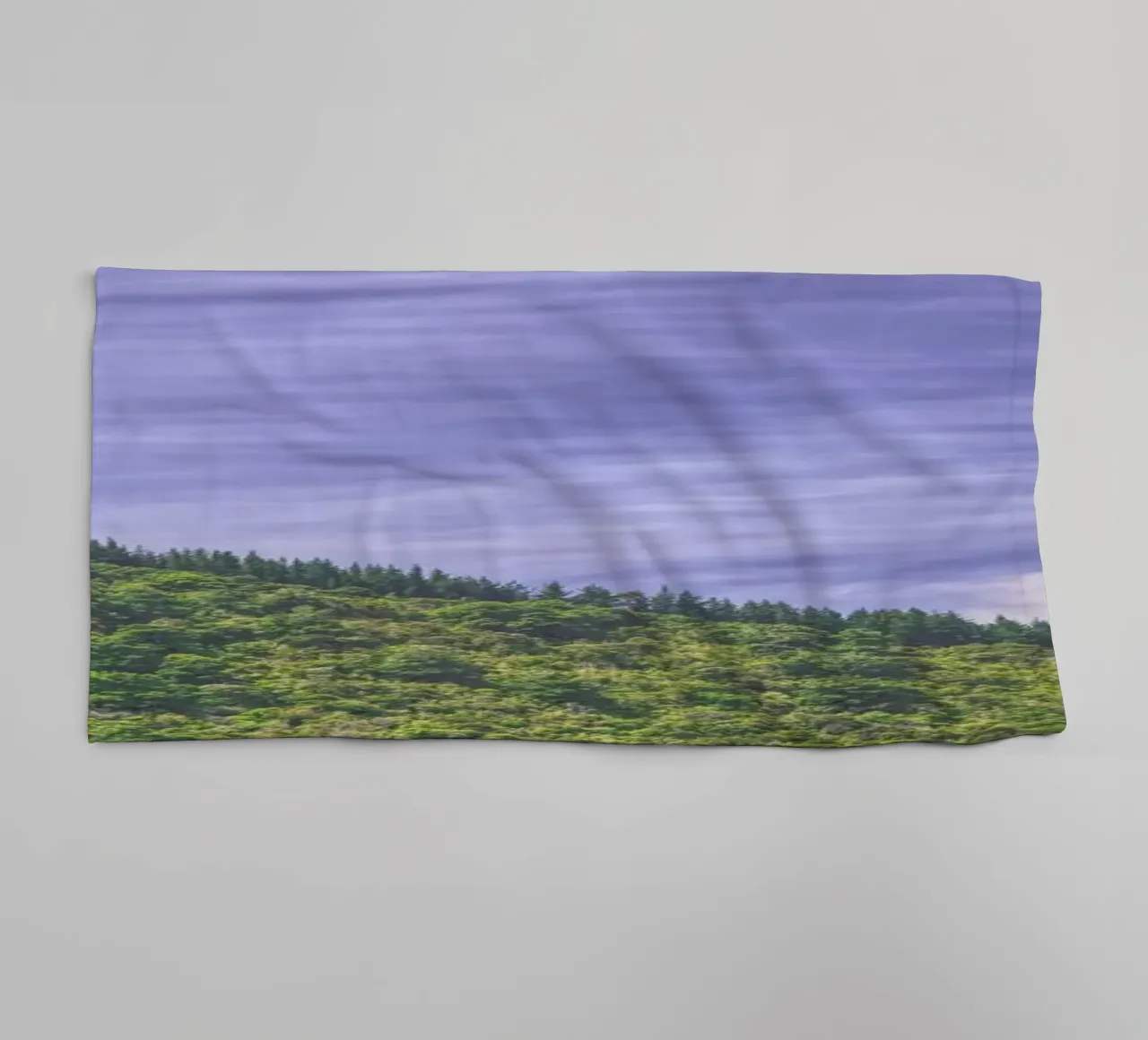 Wavy Mountains asciugamano da bagno da Nur Mut