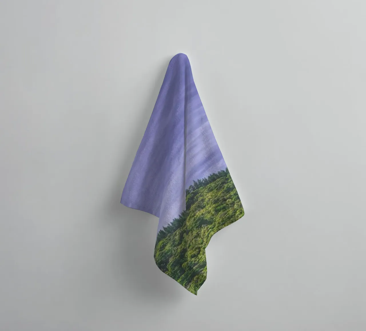 Wavy Mountains asciugamano da bagno da Nur Mut