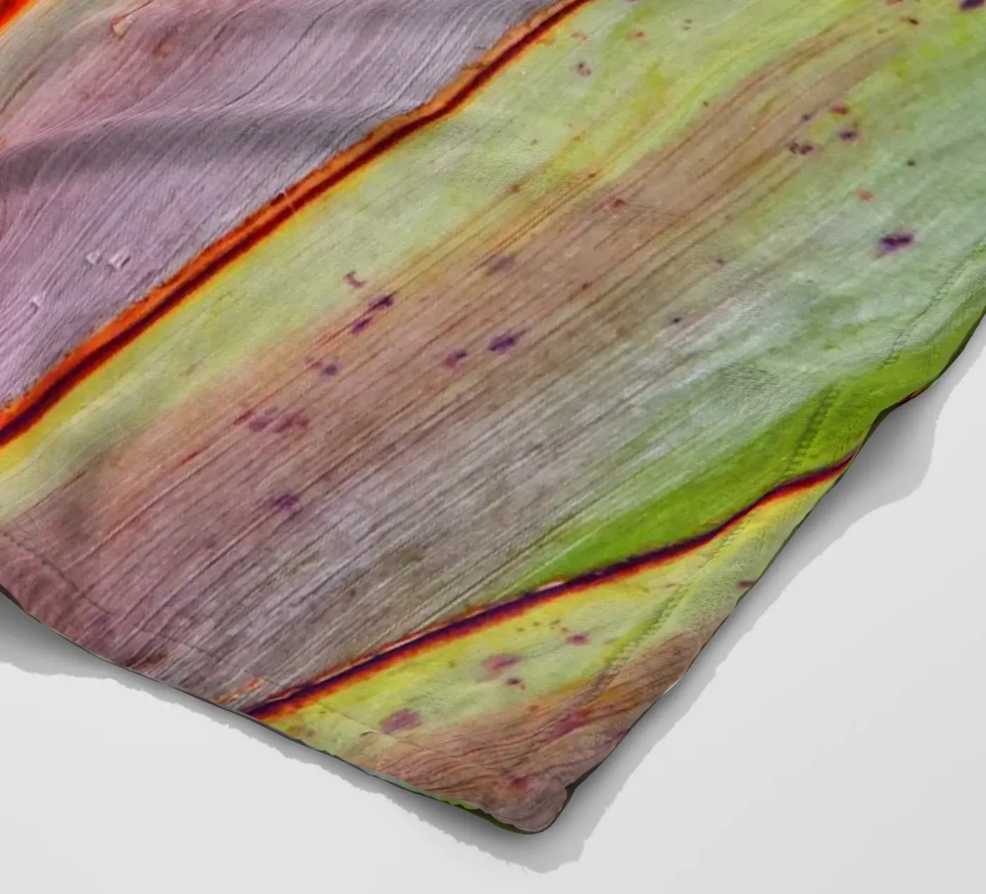 Flax Pattern fleece blanket by Nur Mut