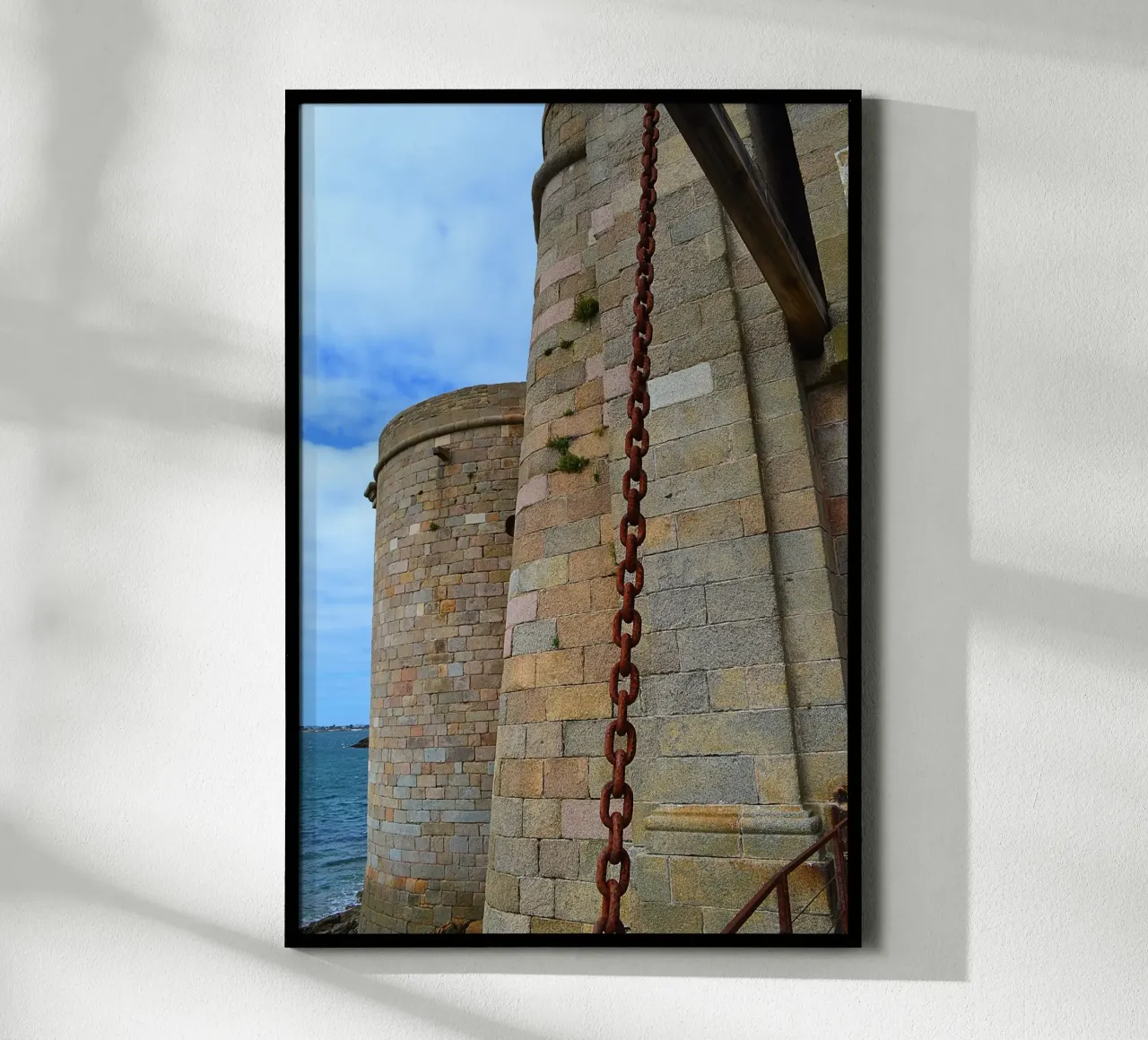 FAA230 CHATEAU DU TAUREAU MORLAIX FRANCE poster con telaio in alluminio da Thierry vobmann photography