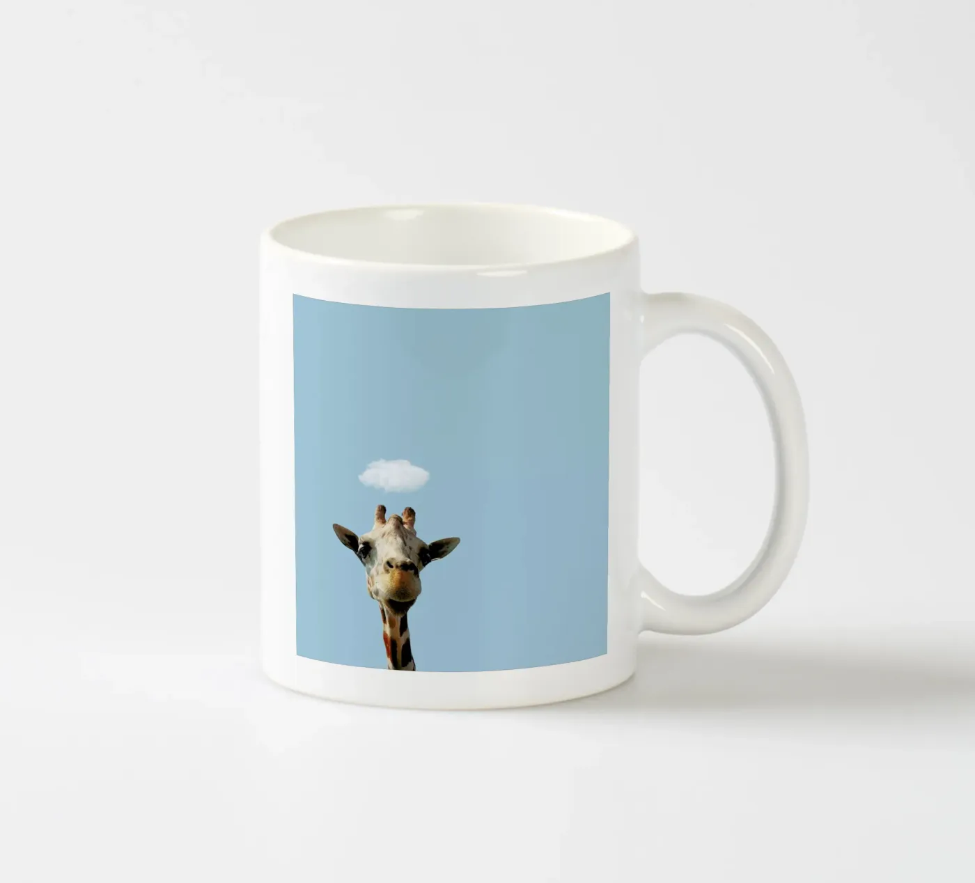 Hello ceramic mug by Rafael Burato