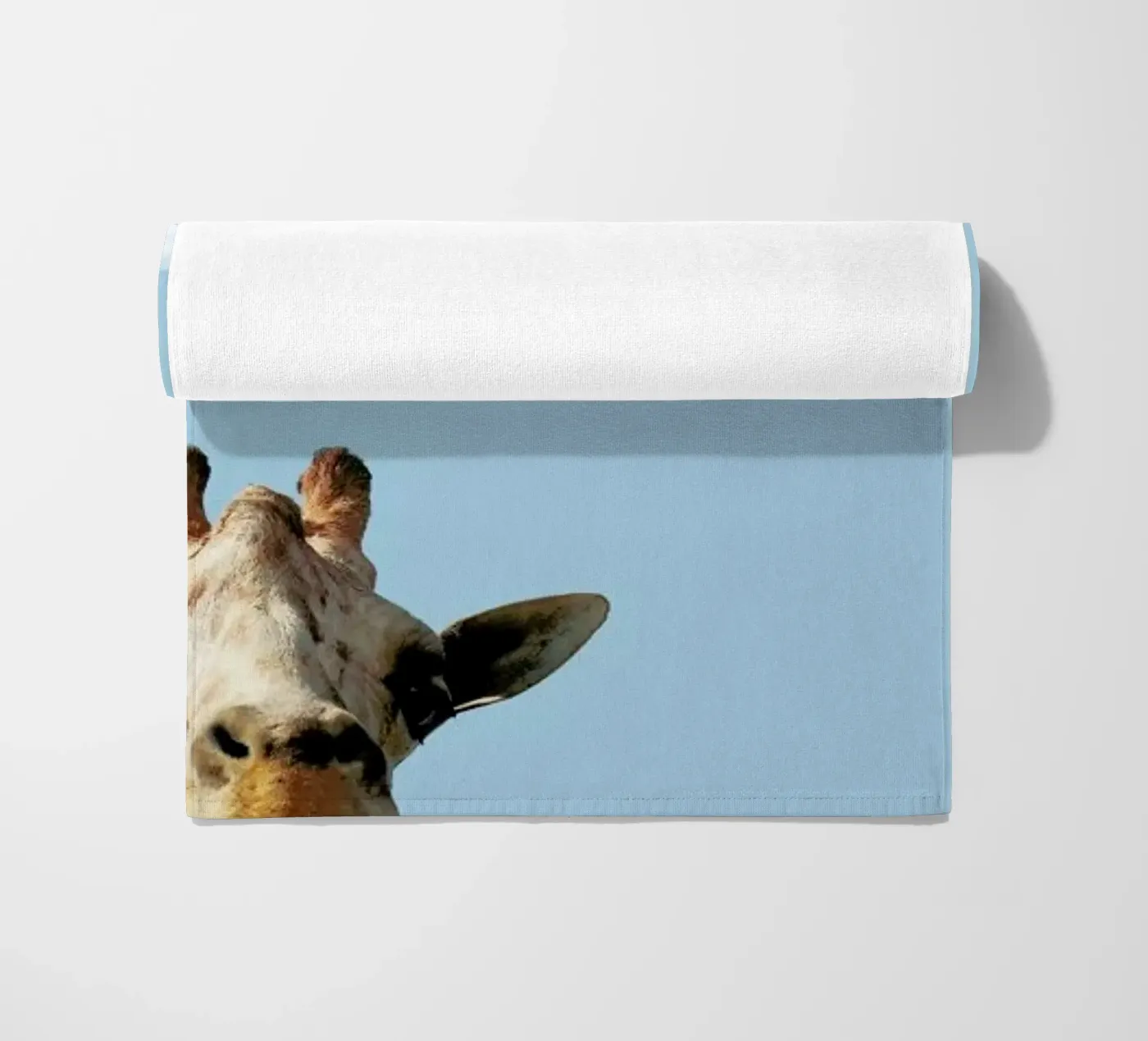 Hello beach towel by Rafael Burato