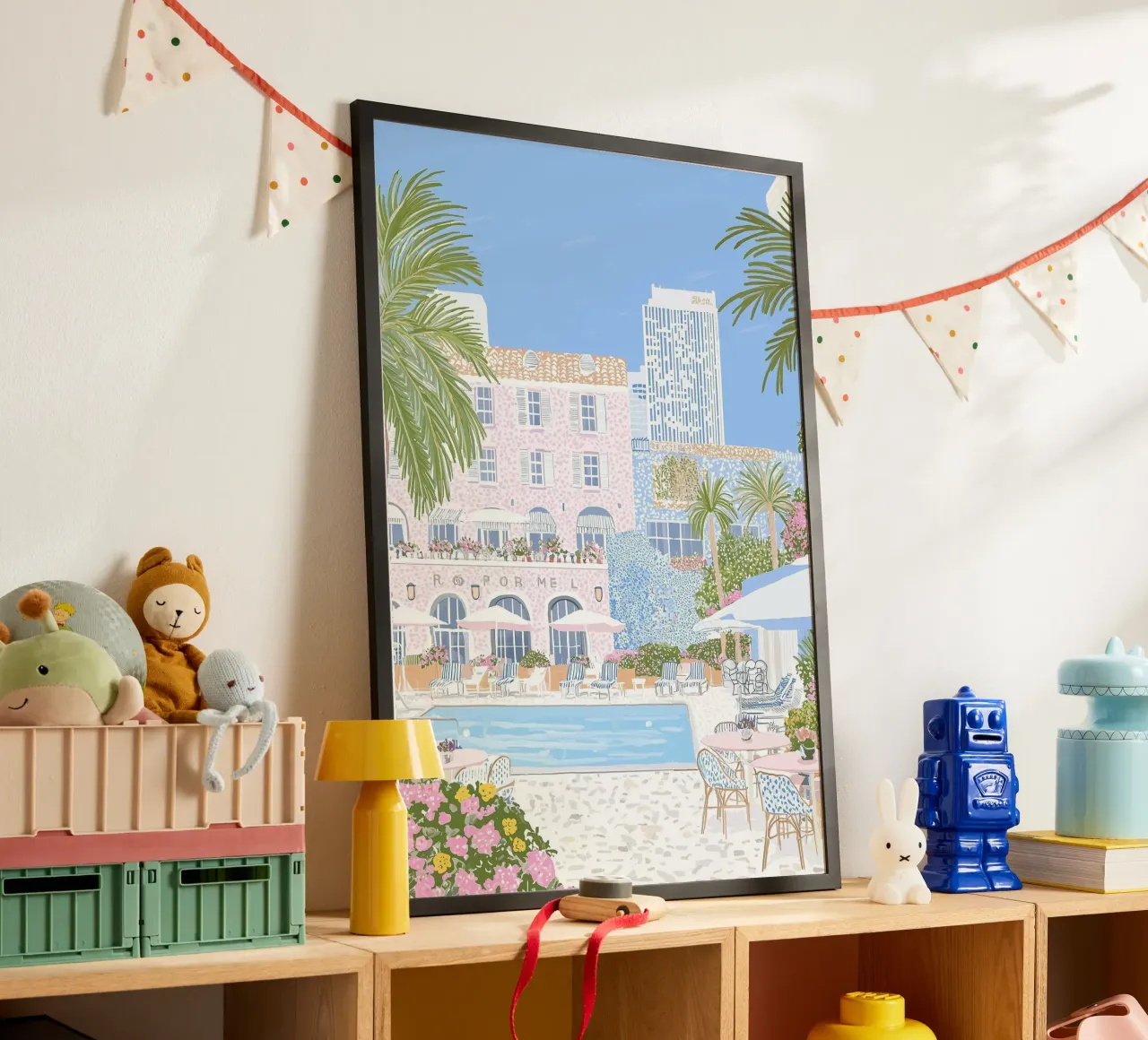 Póster de viajes, Impresión de viajes de lujo, Impresión de verano junto a la piscina poster con marco de aluminio de Gaia