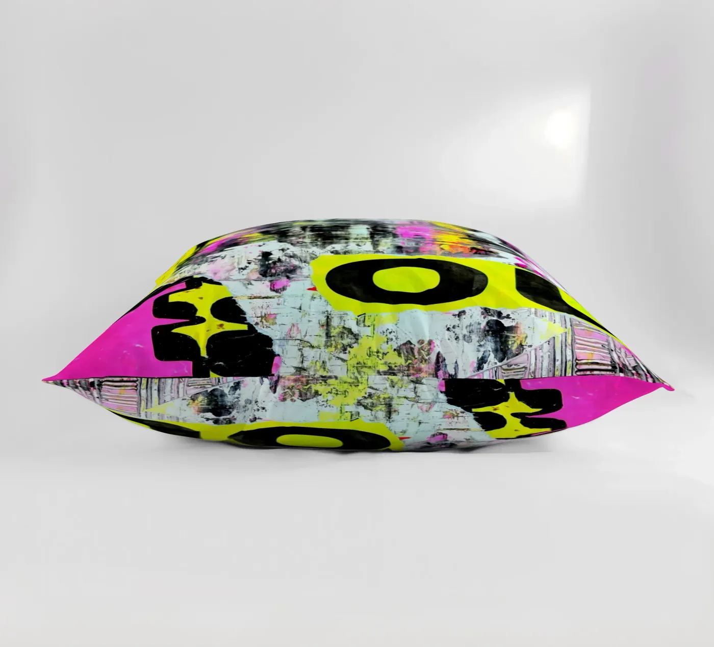 Oder Neon? kussen van PeHa - ART