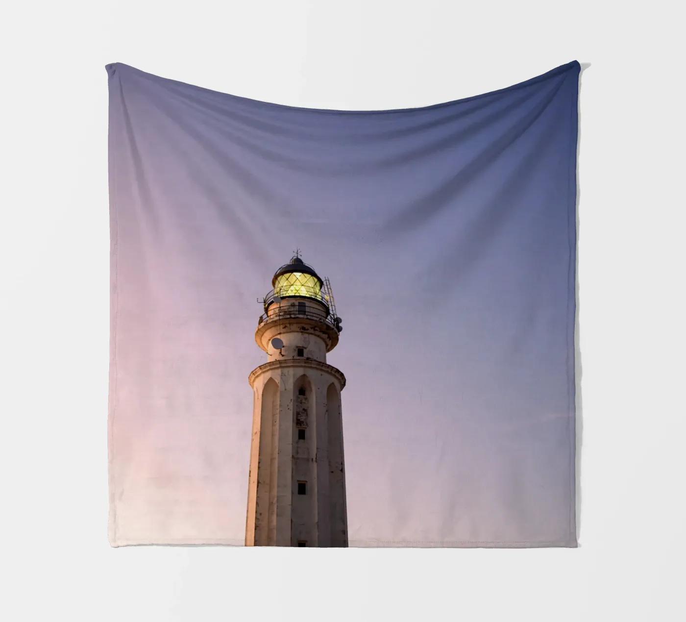 Leuchtturm Fleecedecke von lookingforstardust