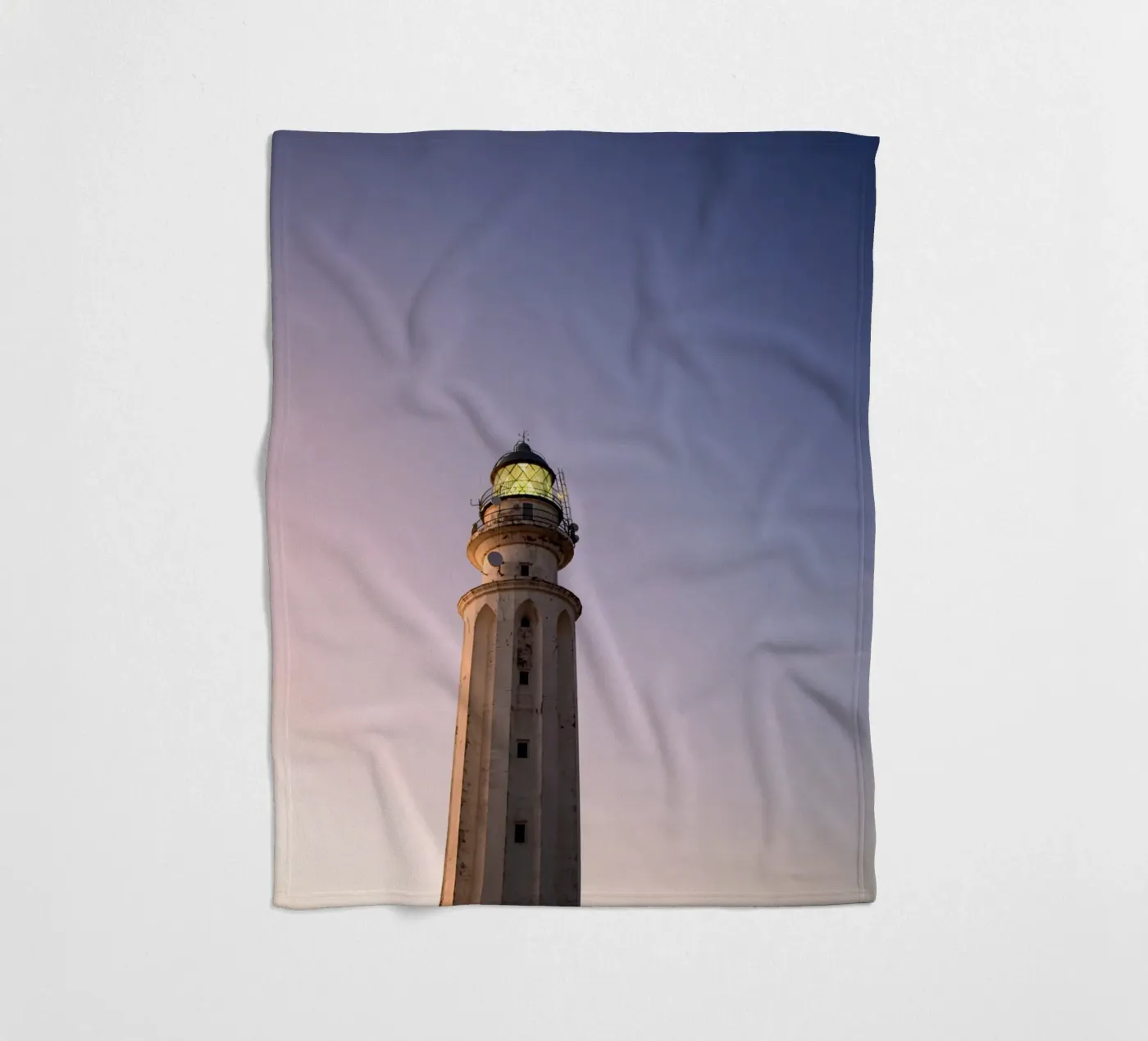 Leuchtturm Fleecedecke von lookingforstardust