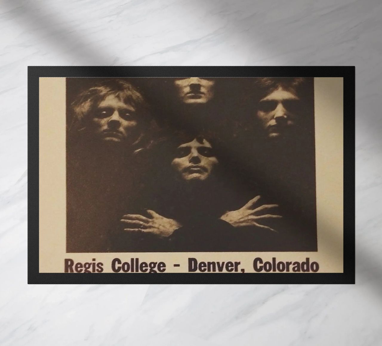 Vintage Queen Concert Poster 1974 Denver paillasson de SoundStudio