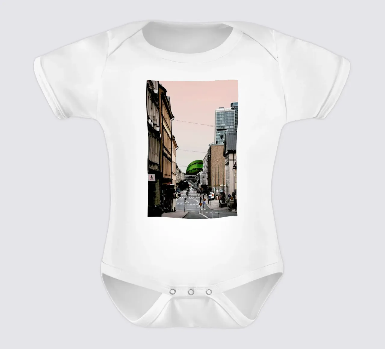 Götgatan short-sleeve baby romper by Lemon-apes