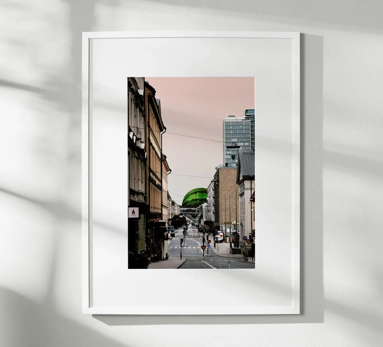 Götgatan poster con telaio in alluminio da Lemon-apes