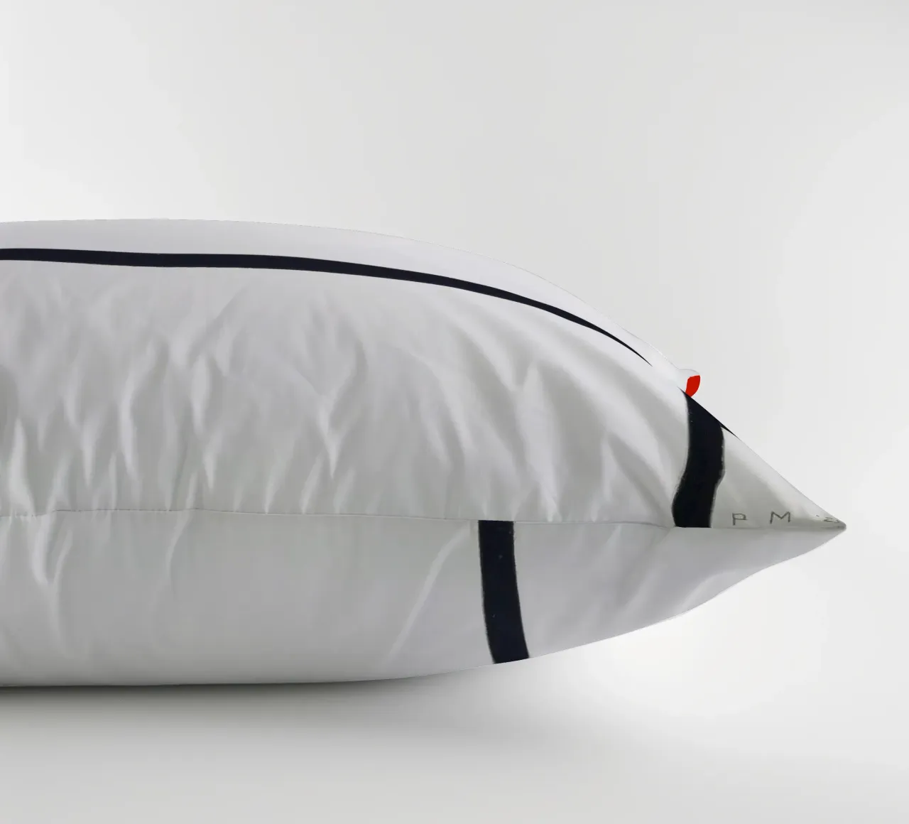 Piet Mondrian - Composizione n. I, con rosso e nero cuscino da William Store