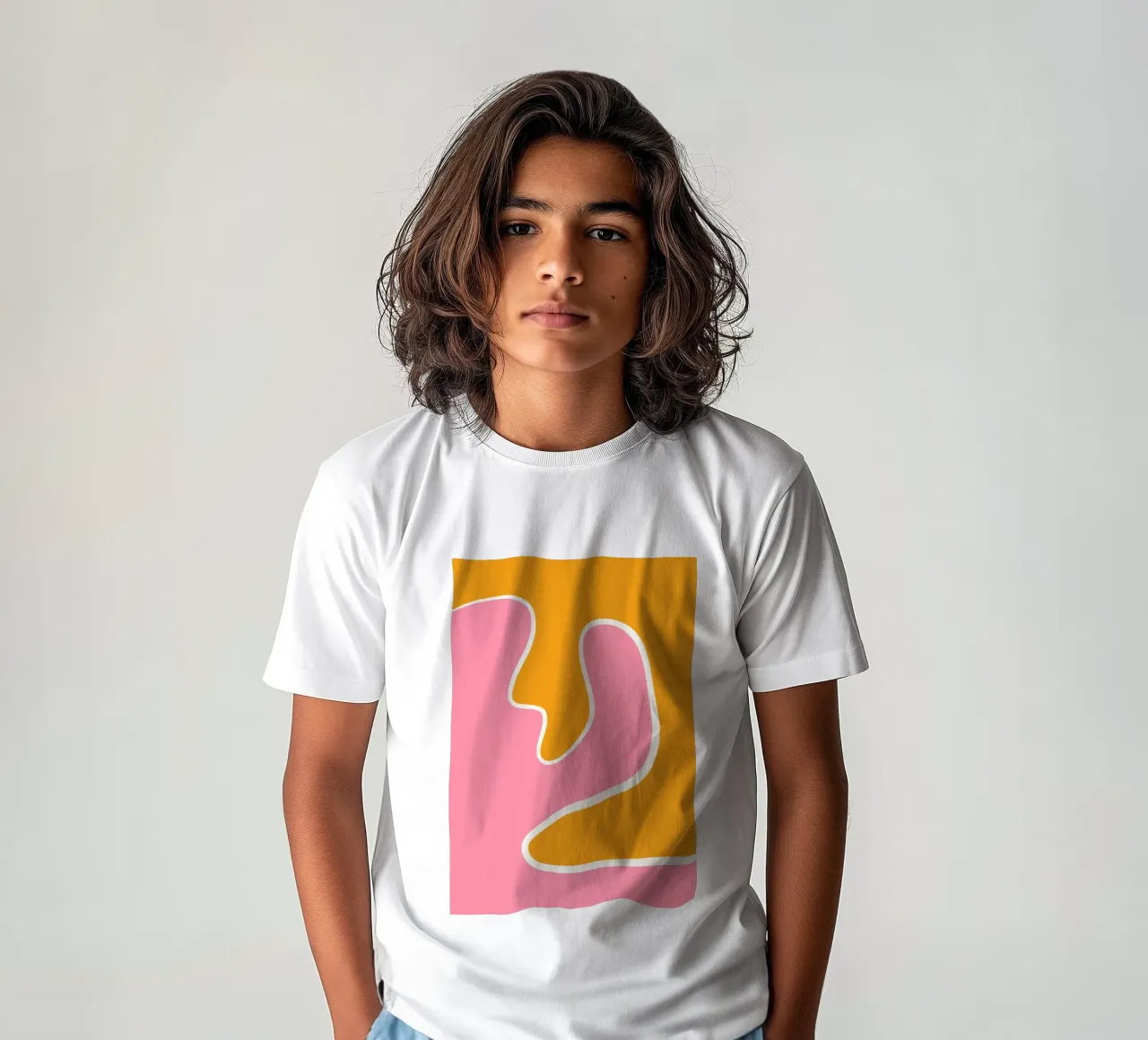 Abstrakte Kurve Rosa Orange kids t-shirt by BAINAI