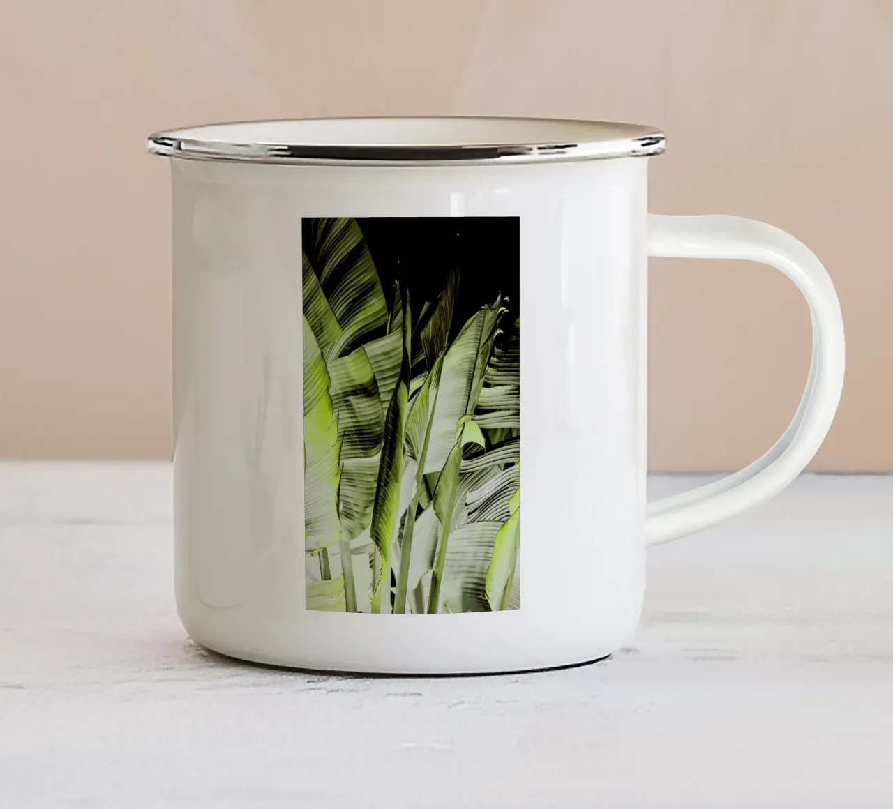 Traveller's Palm tazza in smalto da Shot By Clint
