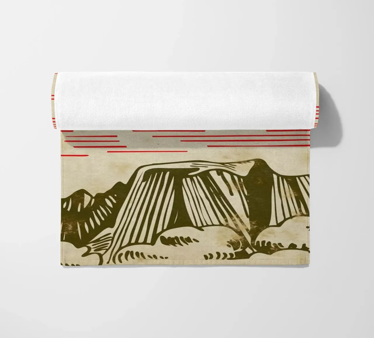 Karpathian Mountains Strandtuch von Róbert Farkas
