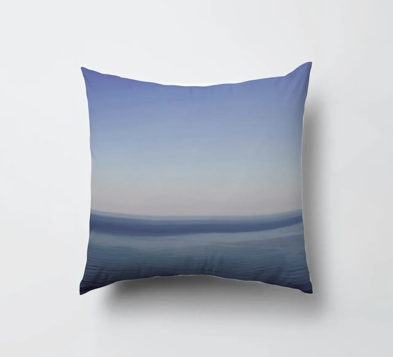 The Open Ocean 1 cuscino da Nur Mut