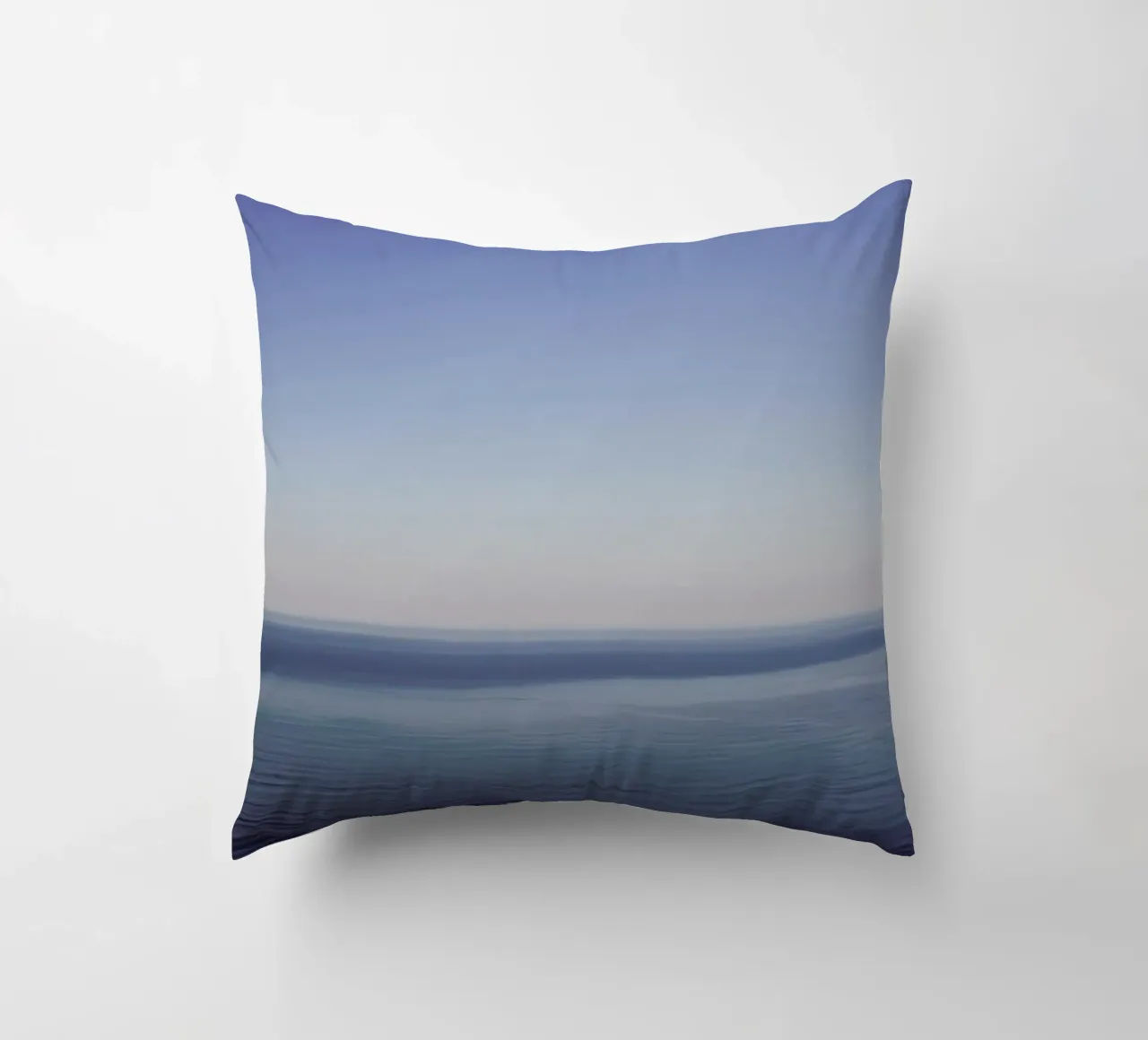 The Open Ocean 1 cuscino da Nur Mut