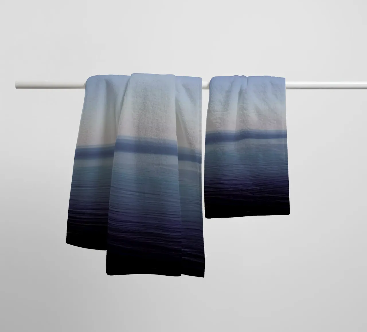 The Open Ocean 1 asciugamano da bagno da Nur Mut