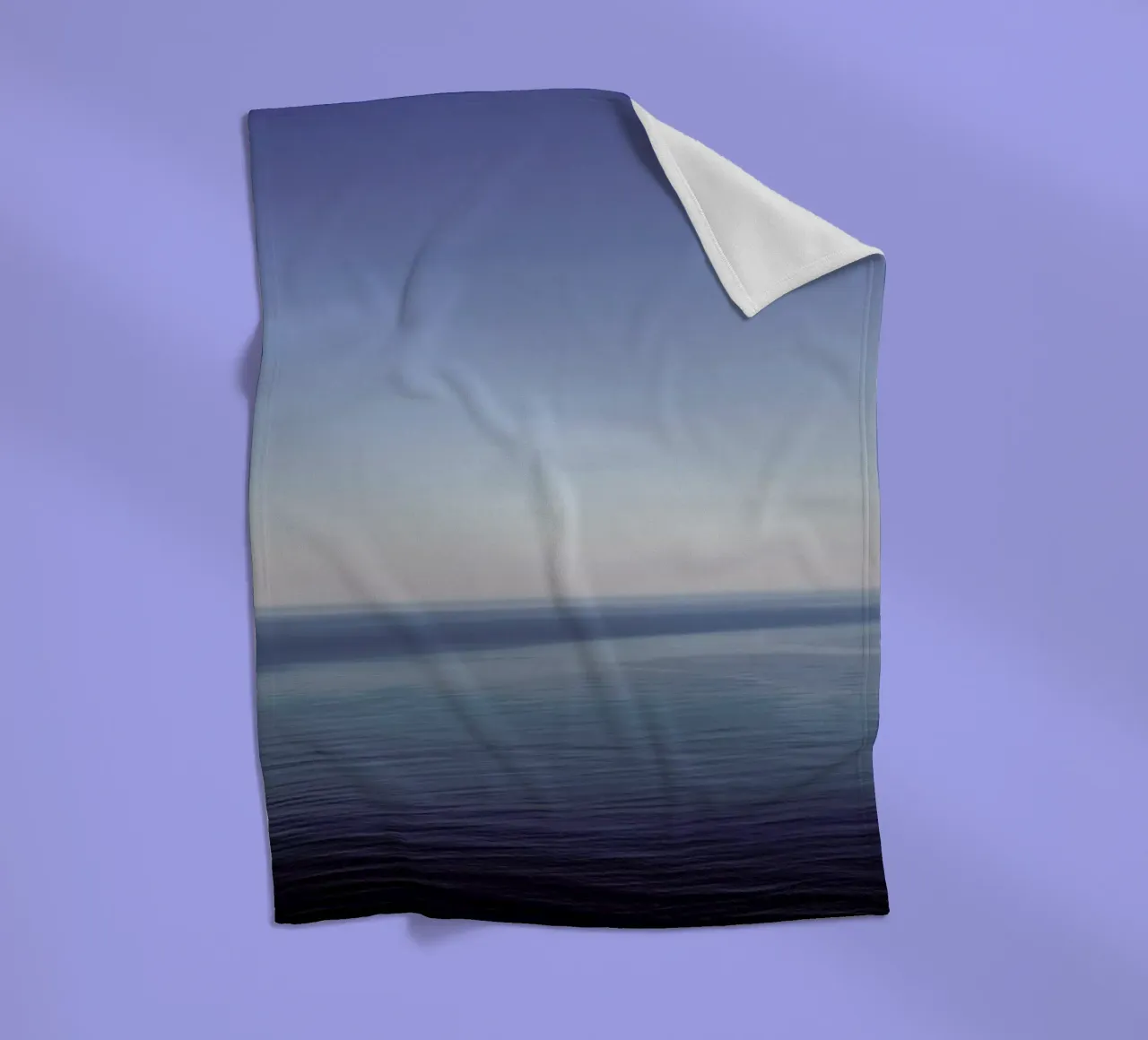 The Open Ocean 1 coperta in pile da Nur Mut
