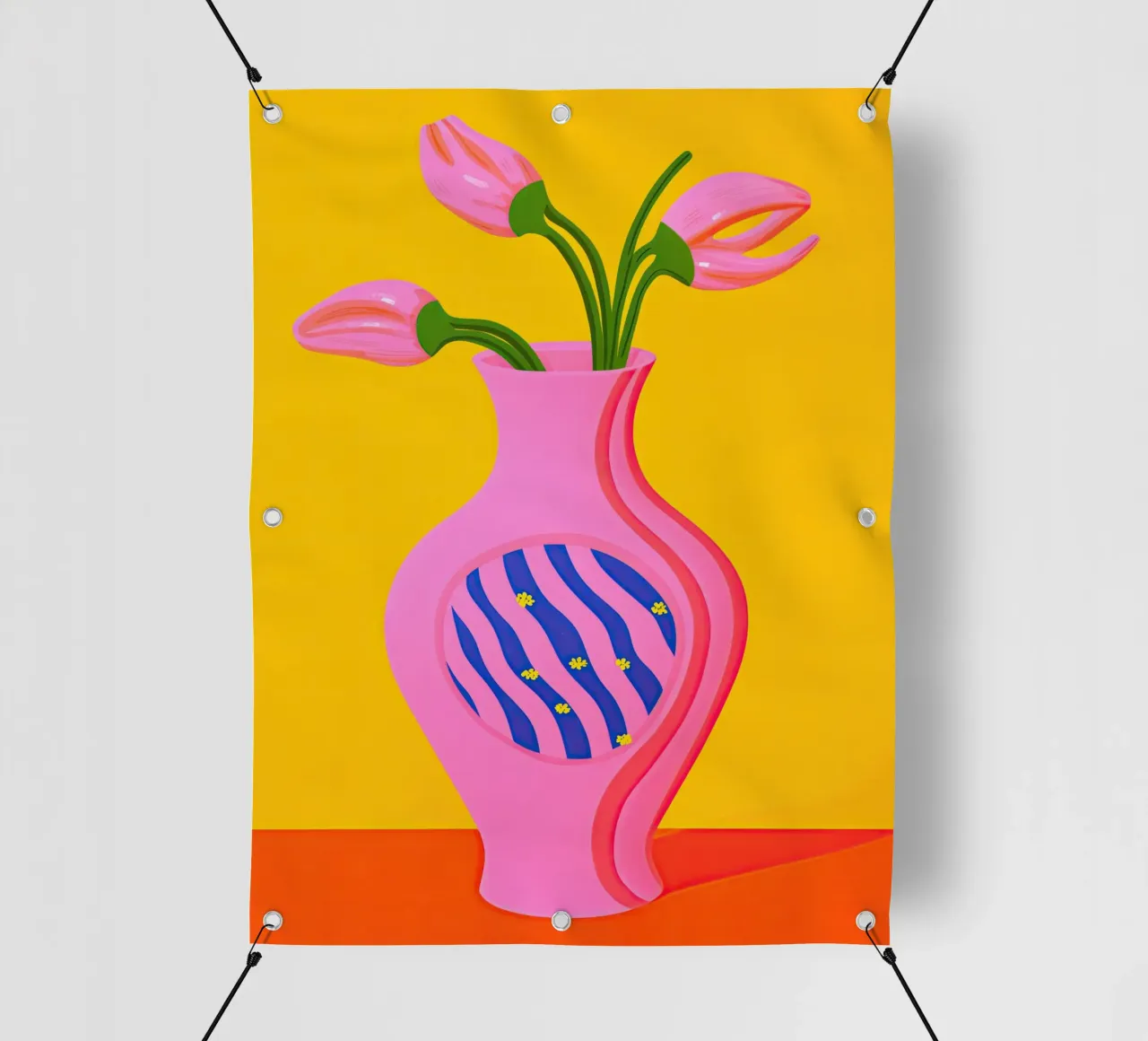Natura morta pop art con fiori di plastica rosa telo in pvc da Autofocus