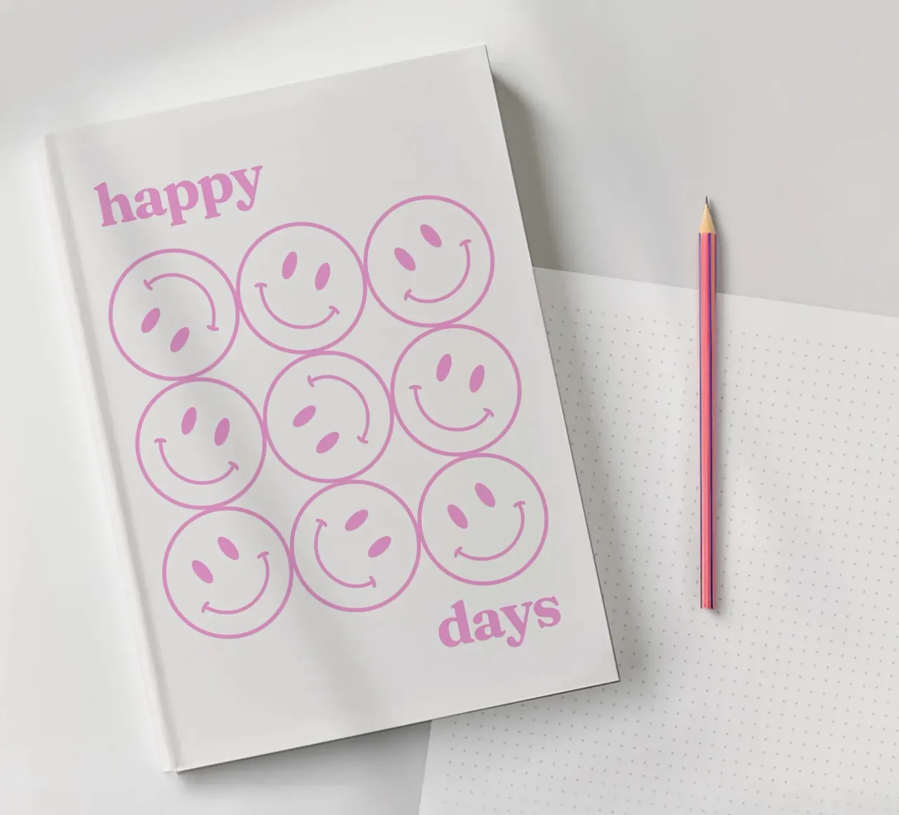 Smiley rosa Happy Days diario da Paigaam Studio