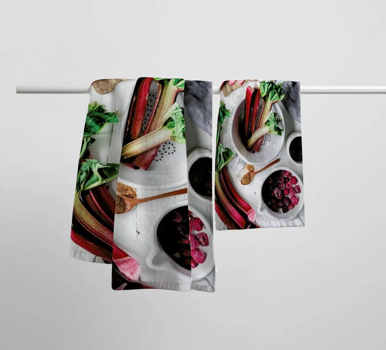 Rhabarberkompott towel by Eat this