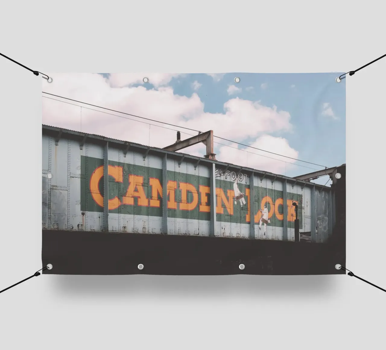 Londra, Inghilterra I Ponte industriale urbano di Camden telo in pvc da Julie Travel Photography