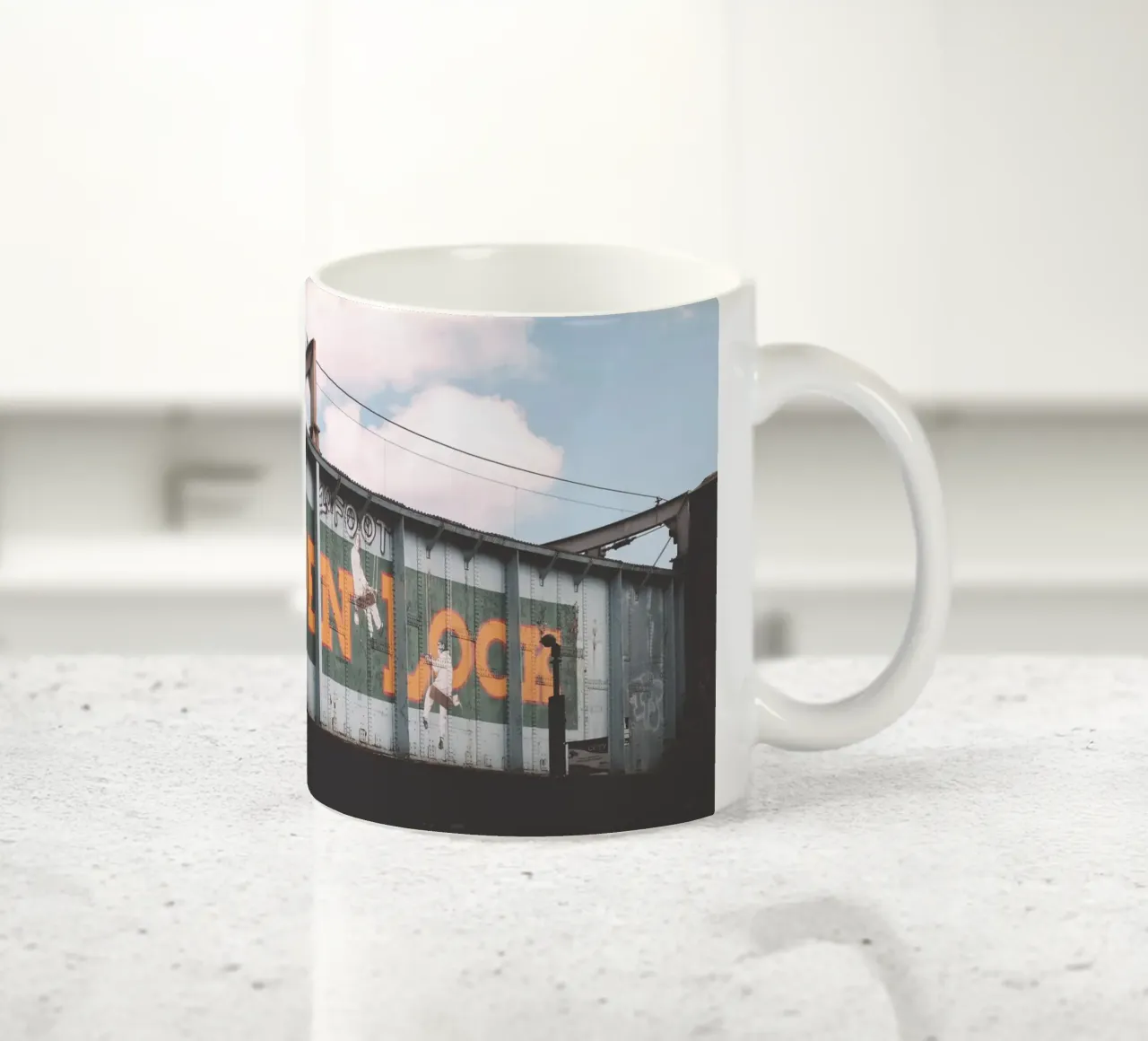 Londra, Inghilterra I Ponte industriale urbano di Camden tazza in ceramica da Julie Travel Photography