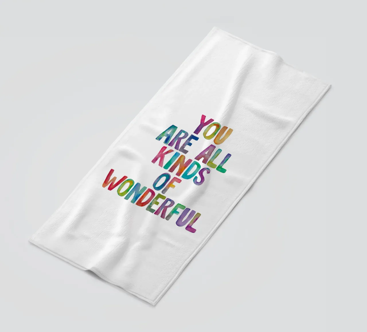 Sei tutti i tipi di meravigliosa citazione tipografica per i bambini telo mare da THE MOTIVATED TYPE