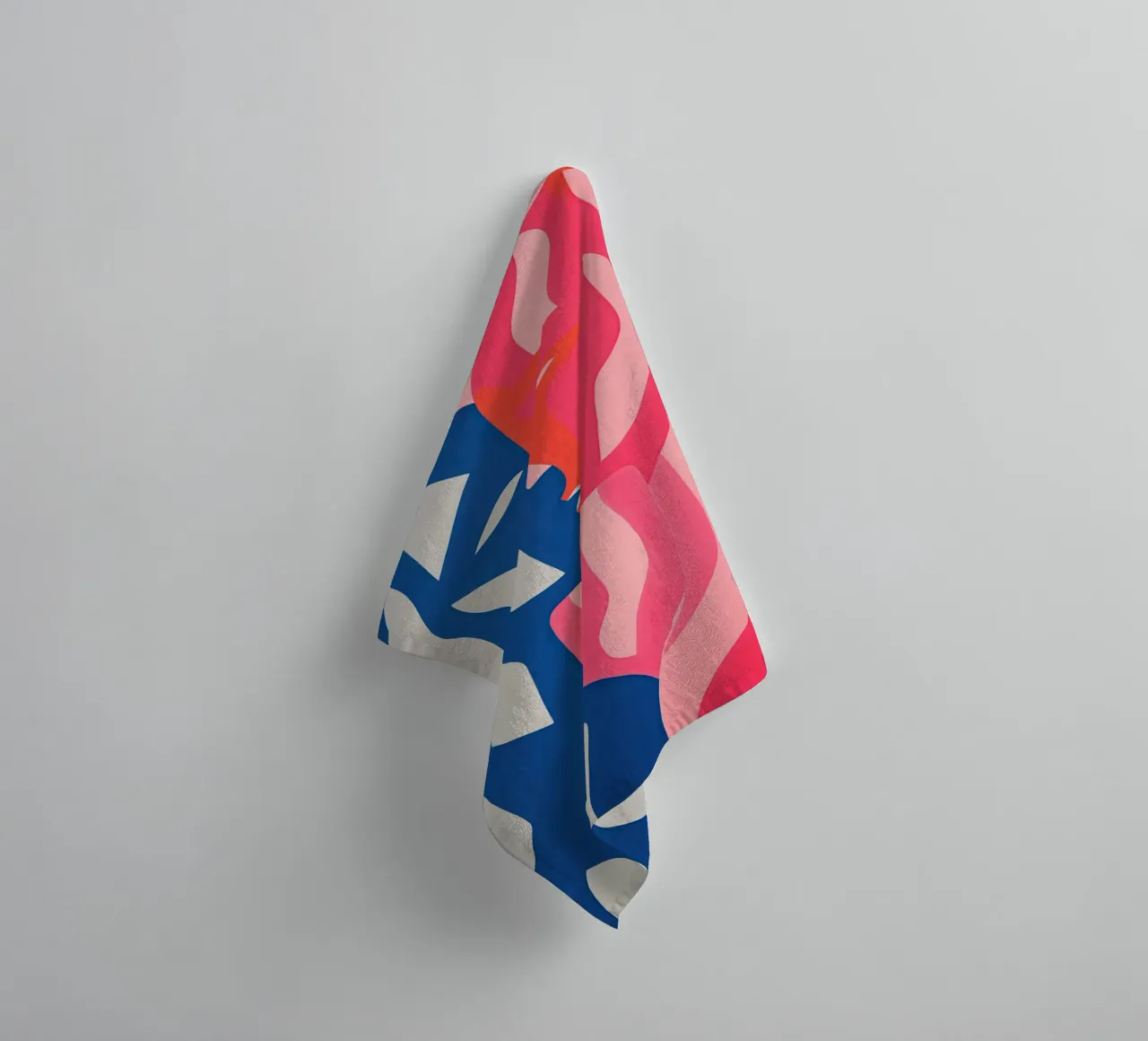 Let's slow fox | Abstract couple portrait towel by Autofocus