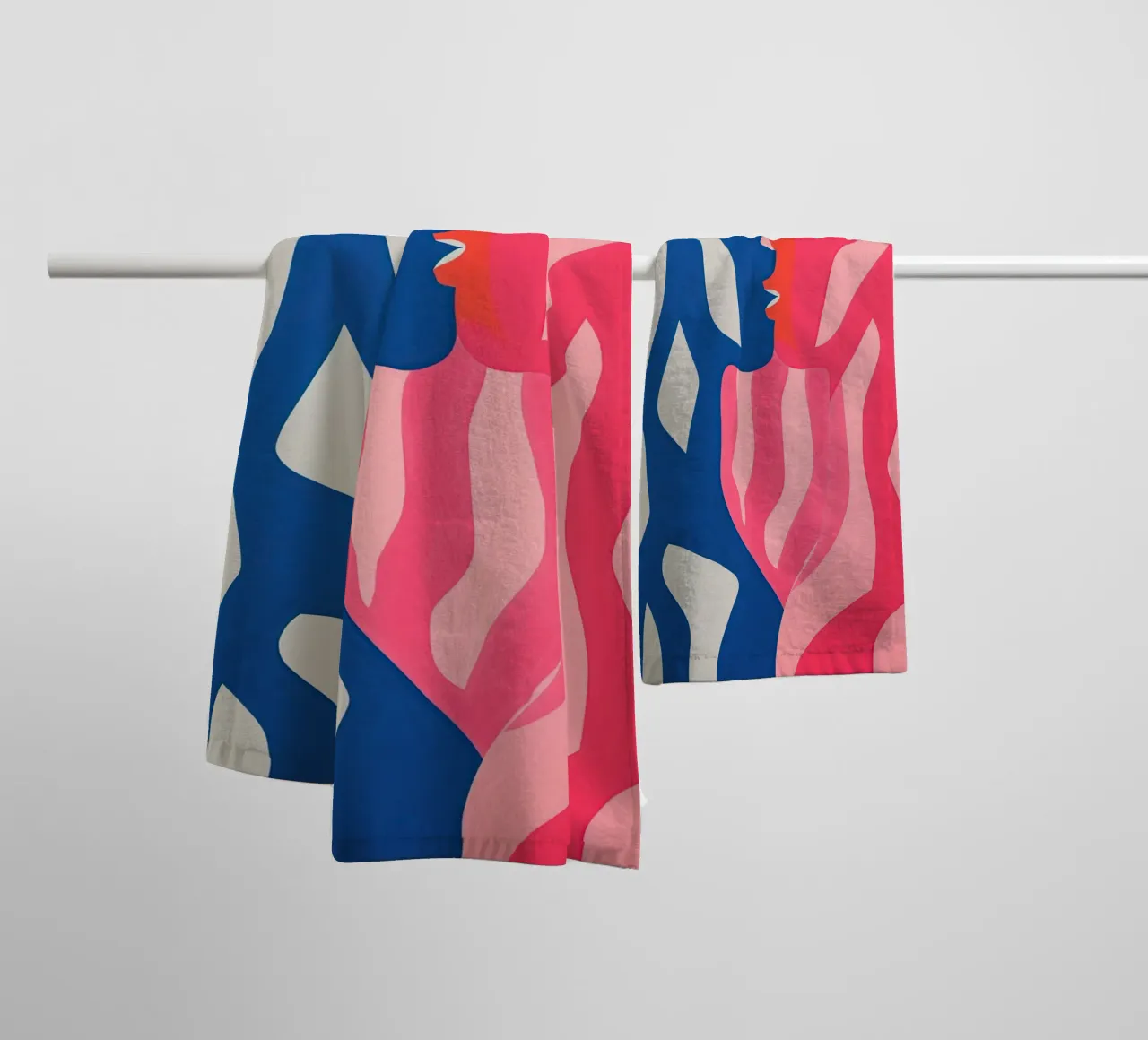 Let's slow fox | Abstract couple portrait towel by Autofocus