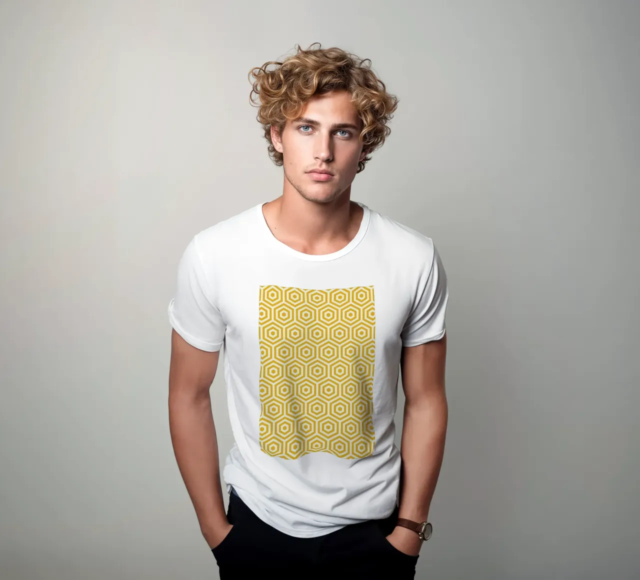 Yellow Beehive T-Shirt von Bo Lundberg