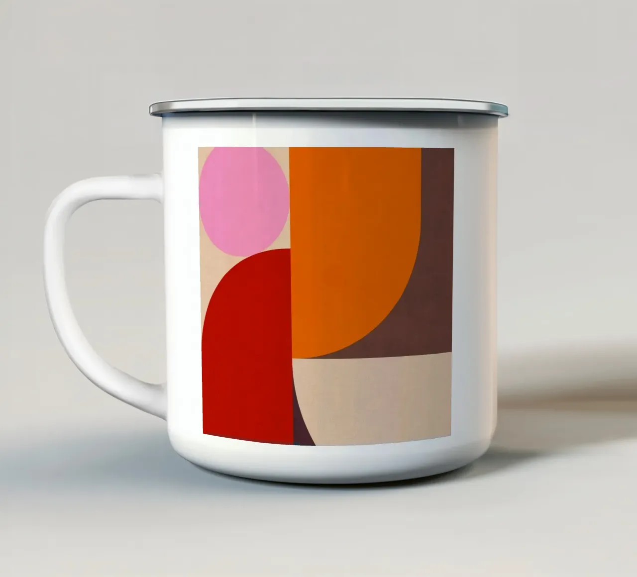 Composizione geometrica minimale Mid Mod e Bauhaus di ispirazione 1/2 tazza in smalto da Dominique Vari Abstract