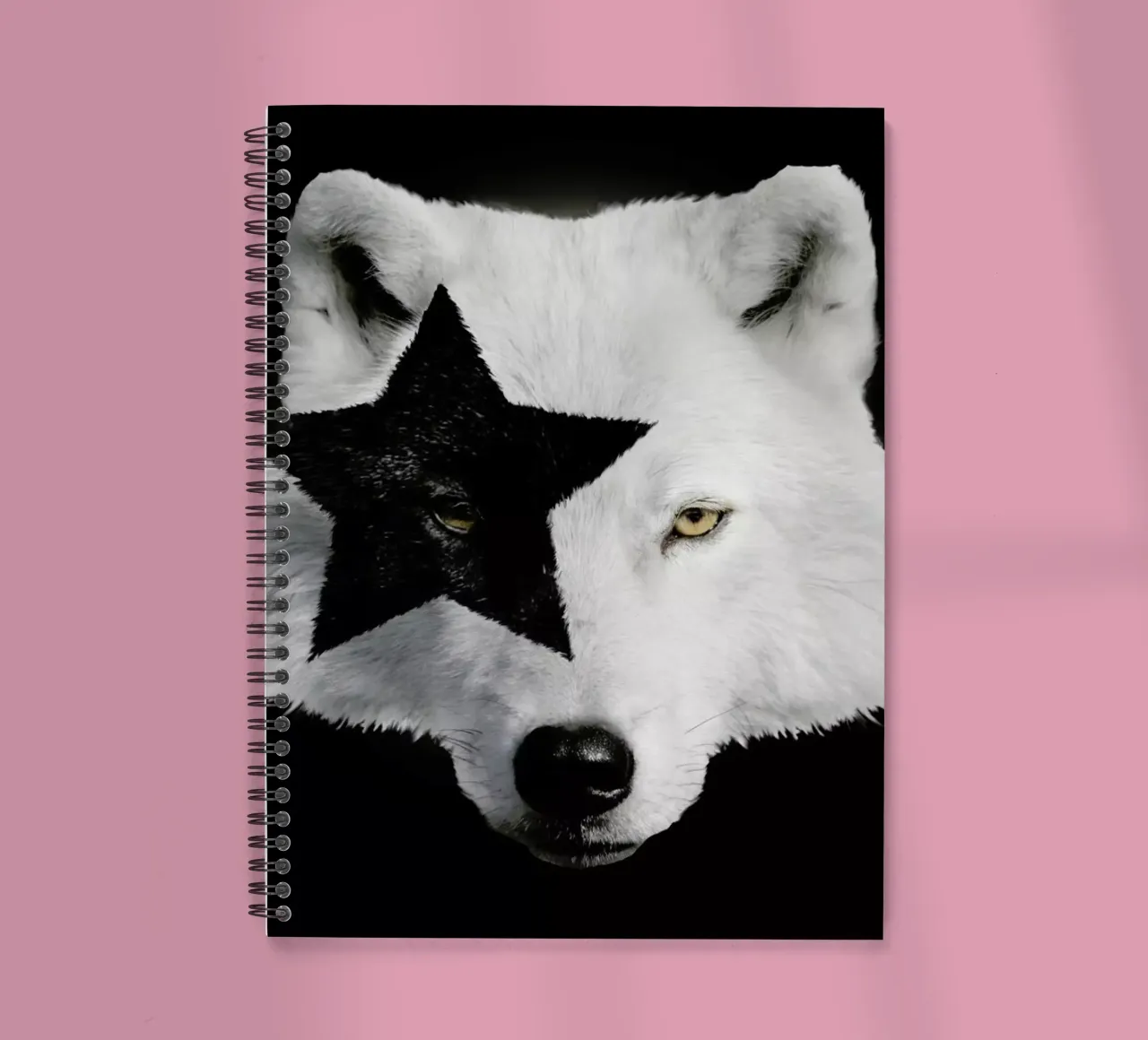 Kiss Of A Wolf Ringbuch von Róbert Farkas