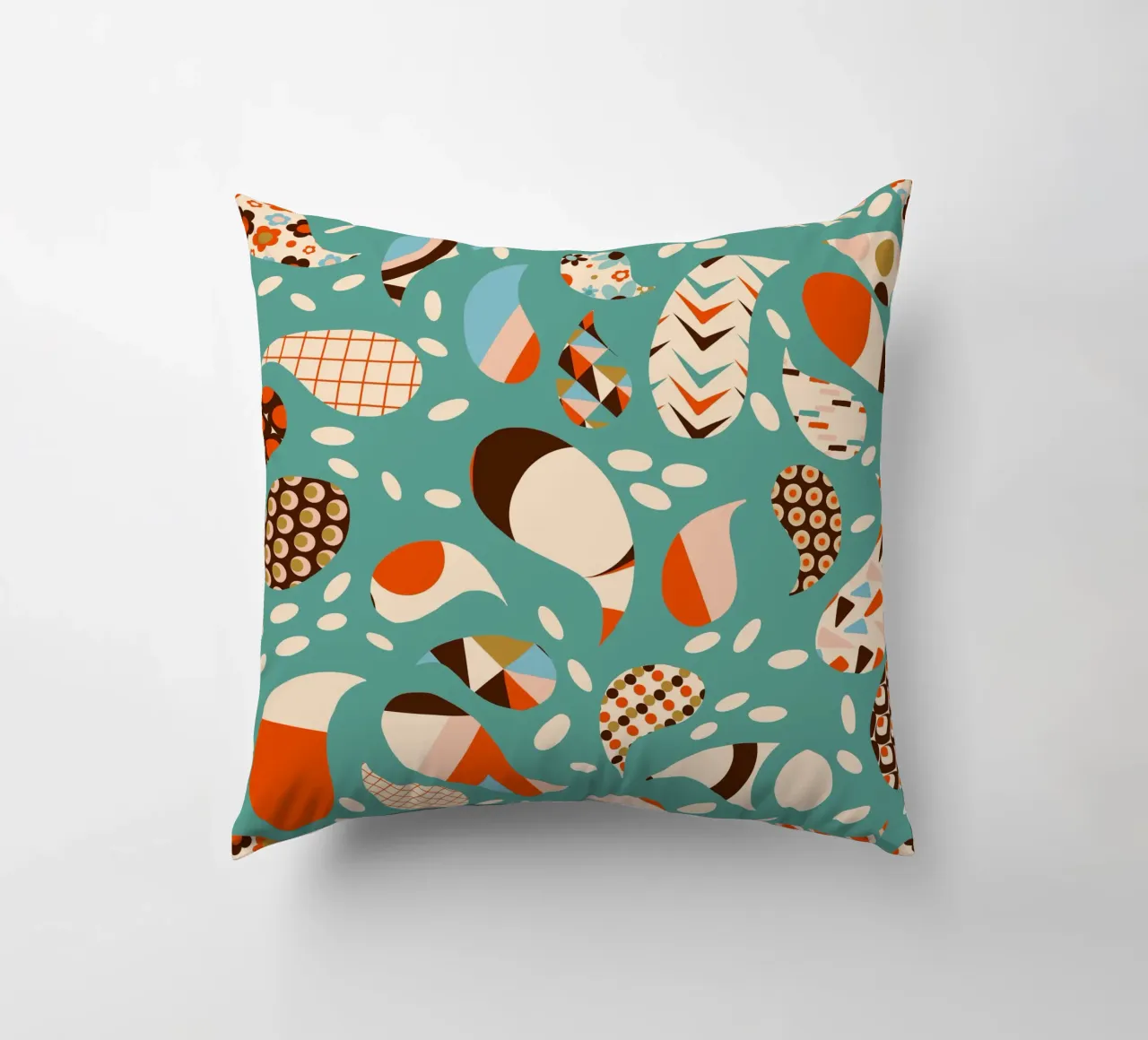 Retro Patchwork Paisley - Mitte des Jahrhunderts Modern Boho Kissen von susanacosta