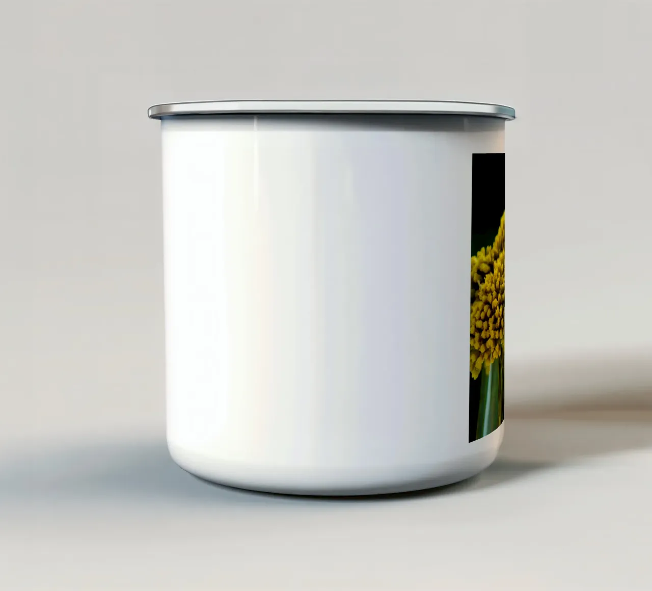 Fiore di curry tazza in smalto da Teresa André