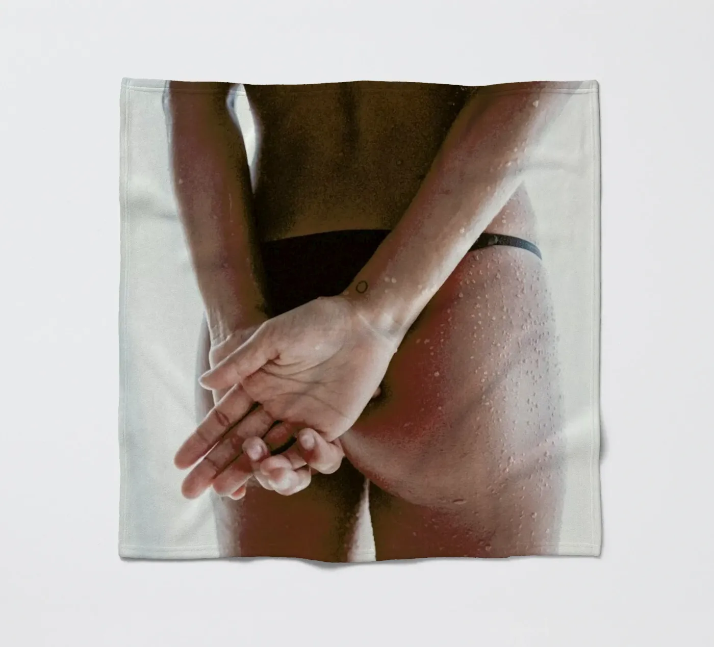 Skindrops 2 Fleecedecke von Chris Abatzis