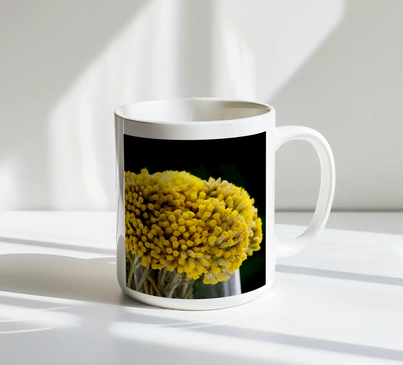 Fiori di curry I tazza in ceramica da Teresa André