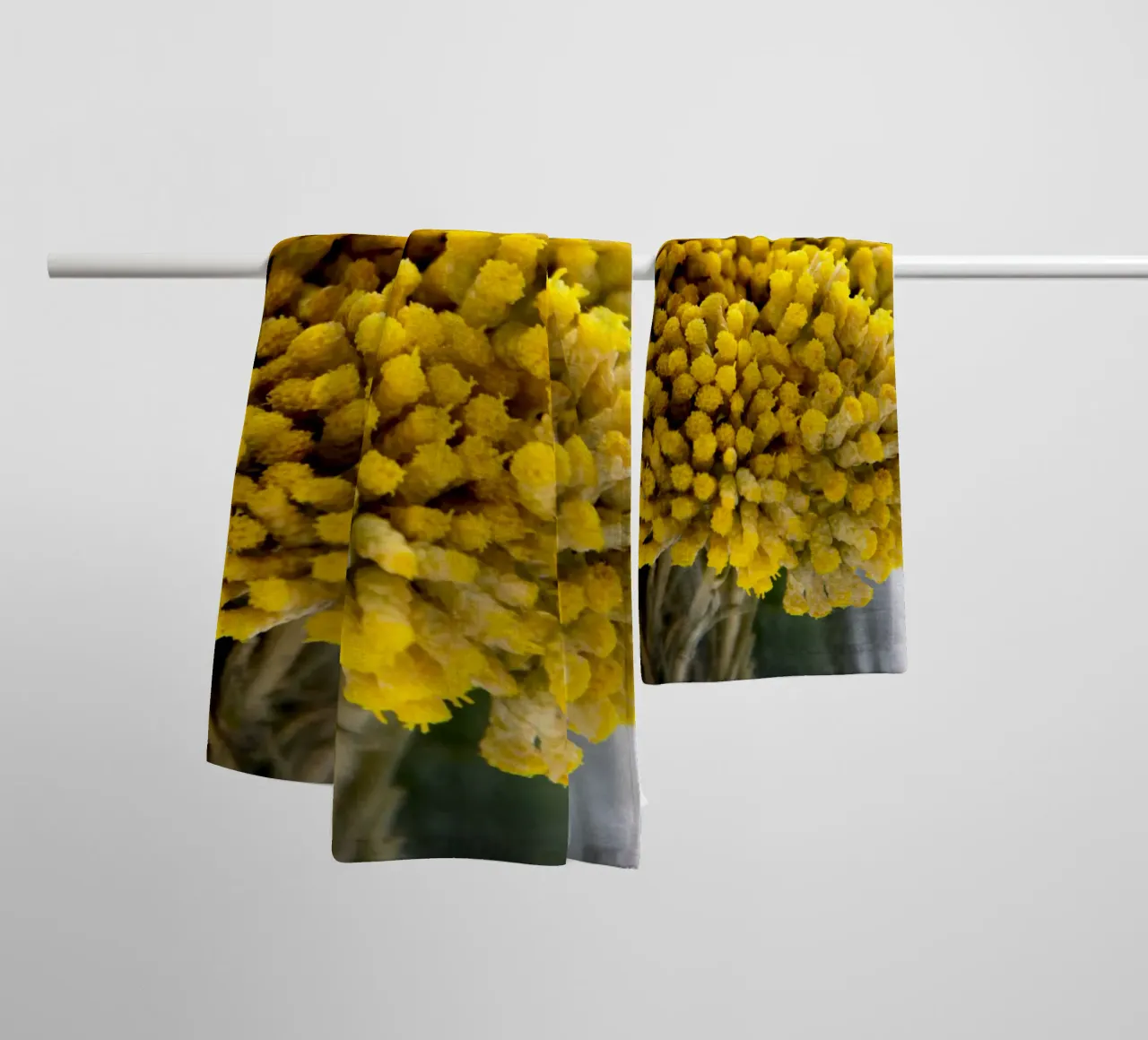 Fiori di curry I asciugamano da bagno da Teresa André